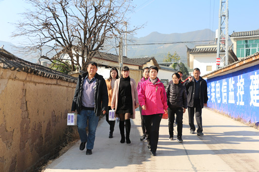 fb4bf93deff2284a2861bb8d65bd5e2_副本.jpg