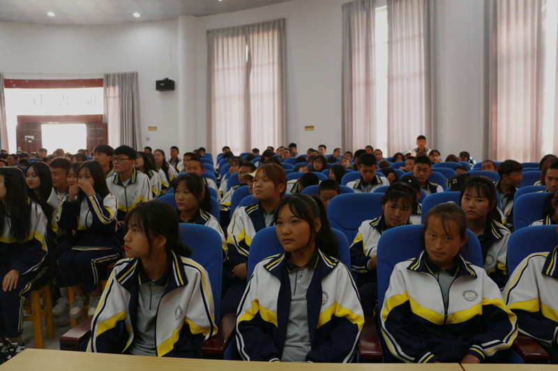 4ec58d74f1334bcc0f78e8d53d63f70_副本.jpg